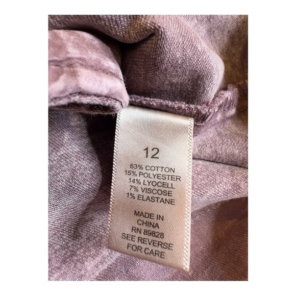 LOGO by Lori Goldstein Button Front Denim Jacket Released Hem Vintage Purple - Picture 12 of 16